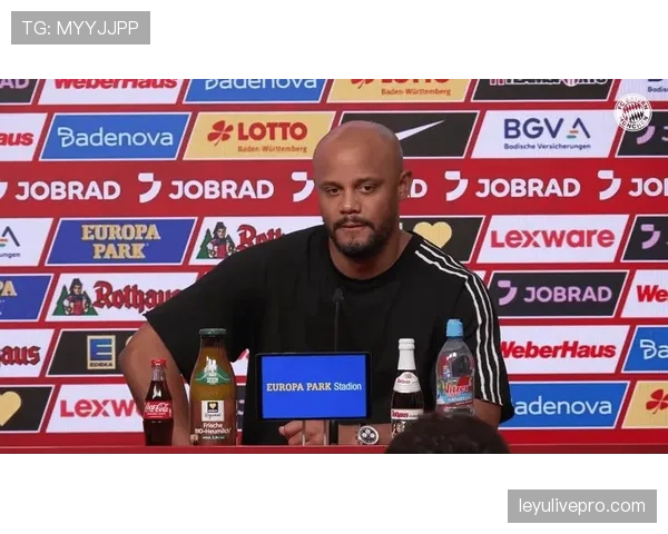 孔帕尼面临10号位难题格纳布里穆西亚拉伤病影响拜仁欧冠布局